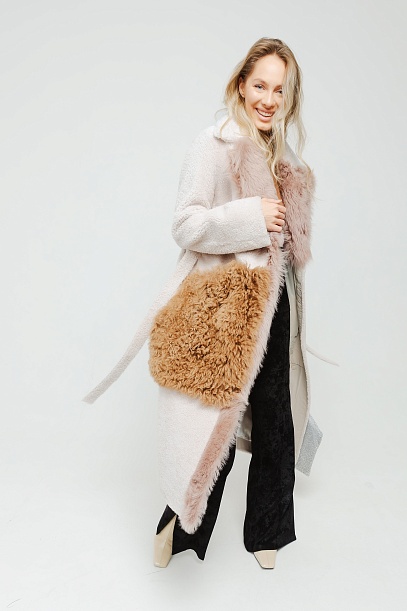 Пальто женское мех овчины, подкладка 100% полиэстер в бежевом цвете | Capitol